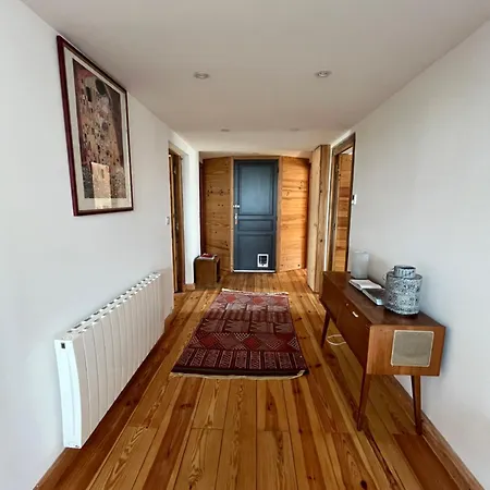 Mirabelle Second Apartament *